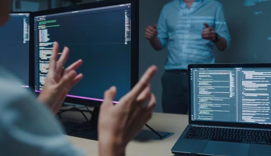 许昌县软件开发公司警示：7大迹象，揪出项目脱轨危机